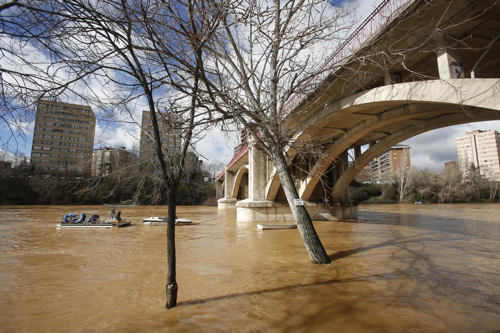 Crecida del río Pisuerga  / JONATHAN TAJES