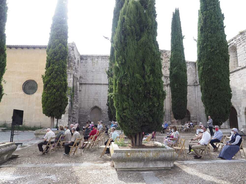 El vallisoletano Aurelio García, ordenado obispo en la Catedral.  / ARZOBISPADO