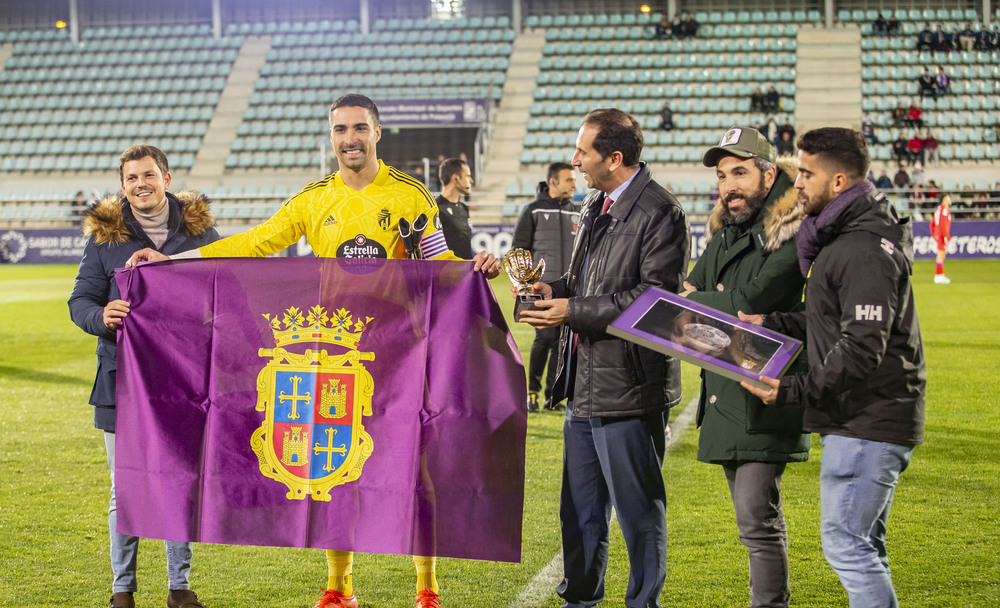 Imágenes del amistoso disputado en Palencia entre el Real Valladolid y el Getafe   / SARA MUNIOSGUREN