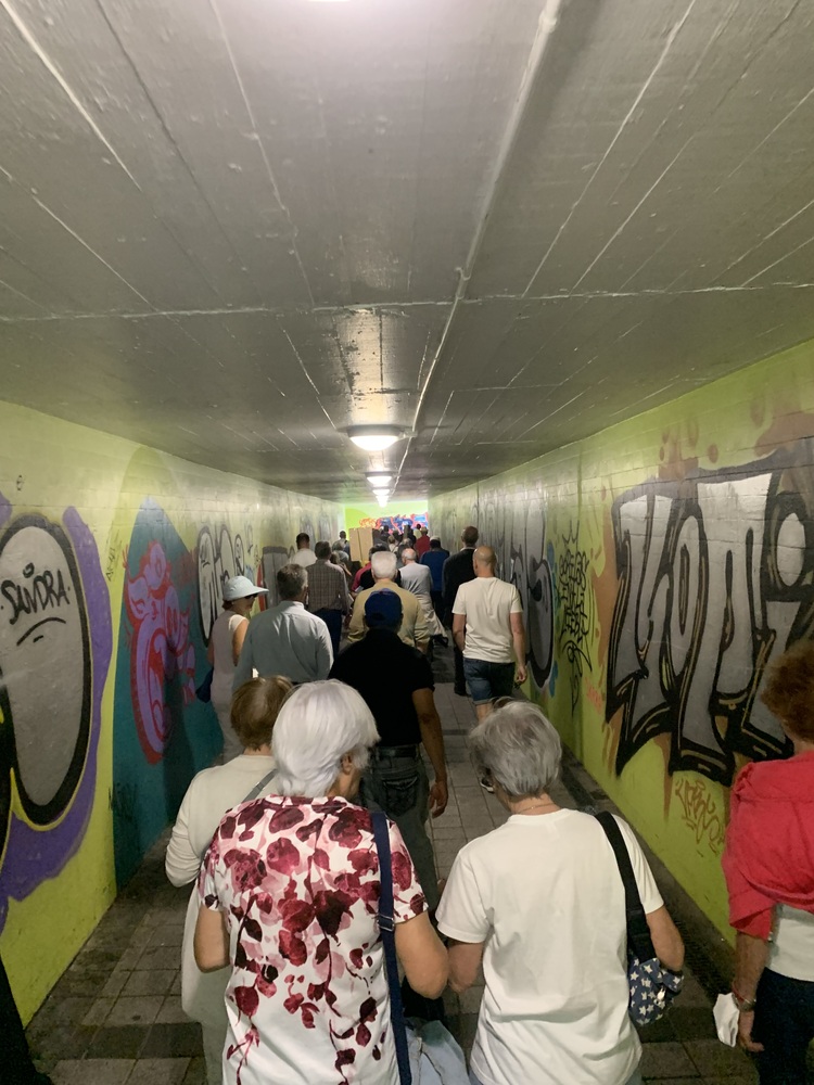 'Marcha contra el muro' de la Plataforma Soterramiento Ferrocarril.  / El Día de Valladolid