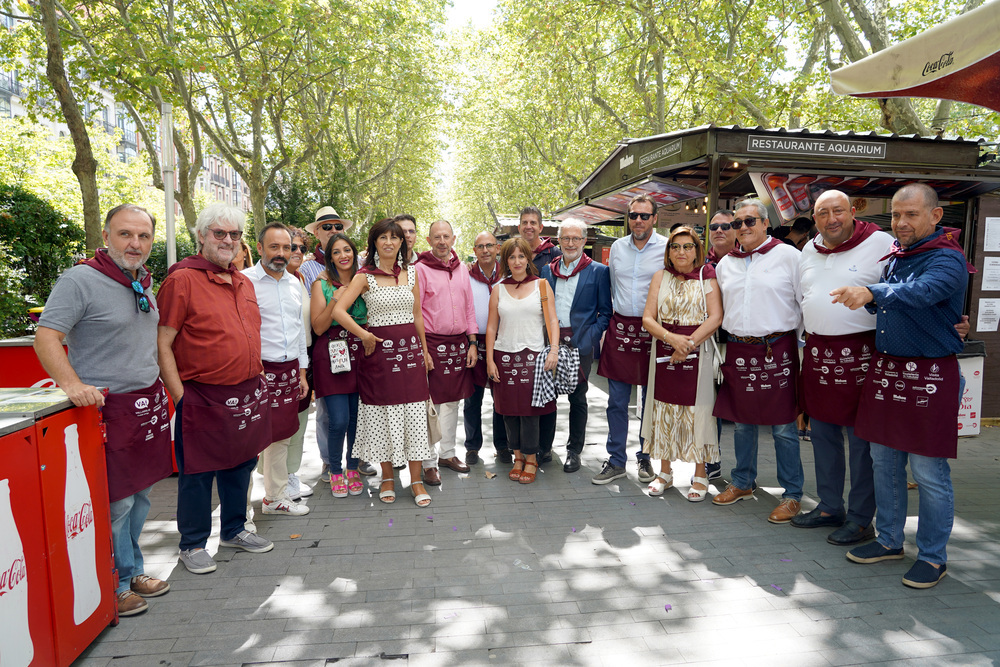 El alcalde de Valladolid, Óscar Puente, y el presidente de la Asociación de Hostelería de Valladolid, Jaime Fernández, inauguran oficialmente la Feria de Día 2022, con motivo de las fiestas de la Virgen de San Lorenzo.