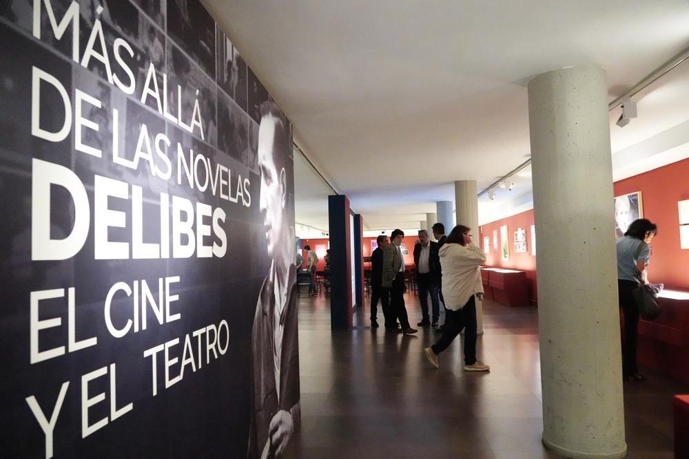 Exposición 'Más allá de las novelas. Delibes, el cine y el teatro'  / MIRIAM CHACÓN / ICAL