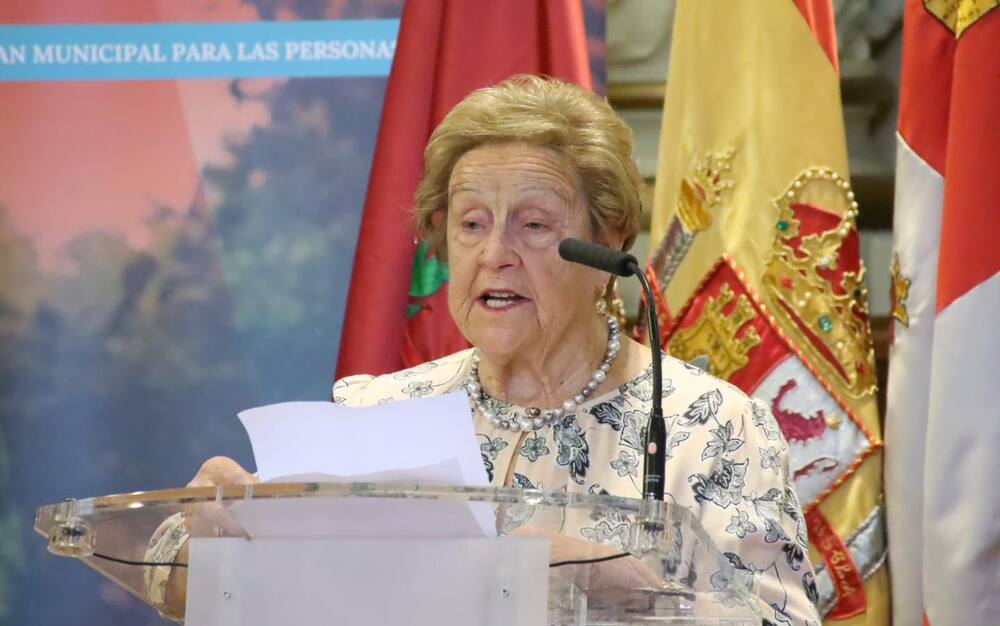 El Ayuntamiento rinde homenaje a las personas de mayor edad de Valladolid  / AYUNTAMIENTO DE VALLADOLID