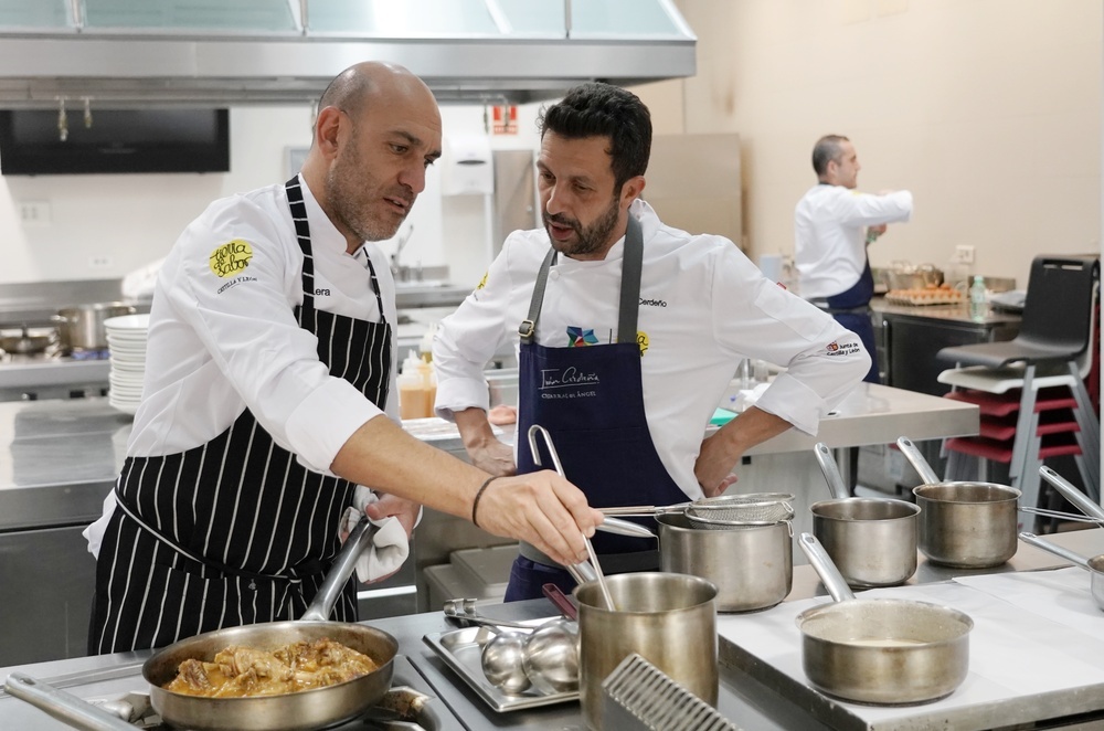 Jornada culinaria entre la Escuela Internacional de Cocina y Tierra de Sabor