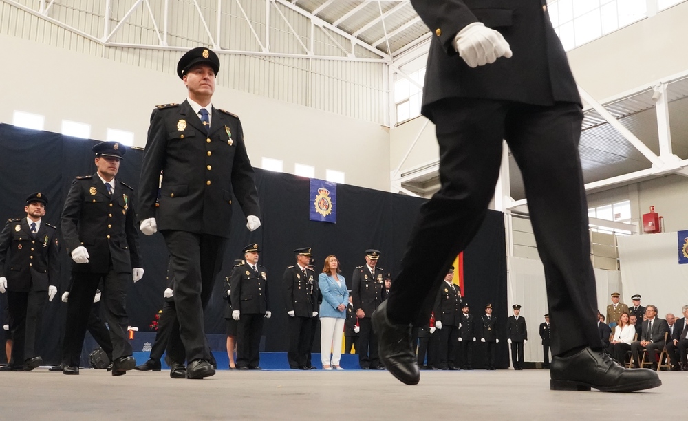 Acto institucional por el Día del Patrón de la Policía Nacional  / MIRIAM CHACÓN / ICAL