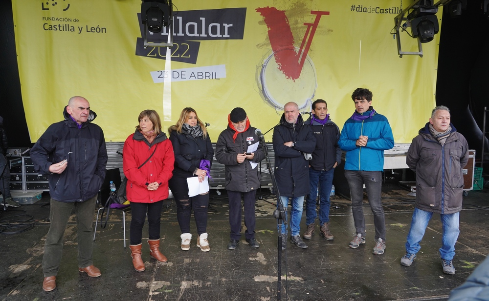 Lectura del manifiesto en el Día de Castilla y León en Villalar de los Comuneros.  / MIRIAM CHACN ICAL
