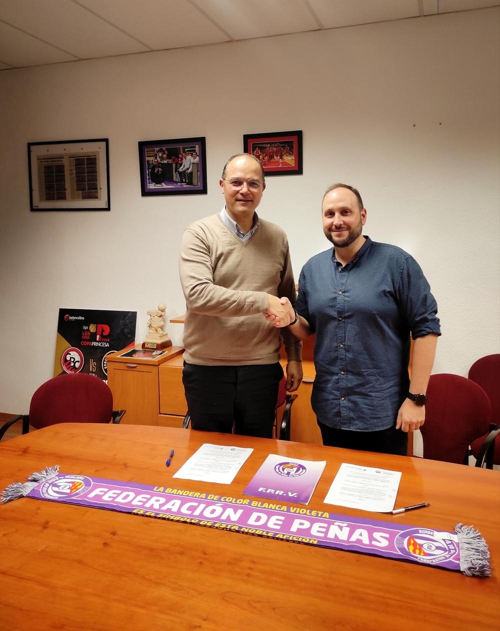 Convenio con la Federación de Peñas del Real Valladolid