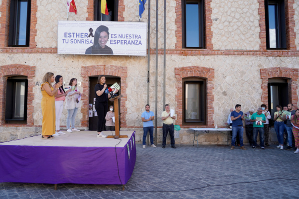 Traspinedo vuelve a recordar a Esther López y a reclamar justicia.  / ICAL