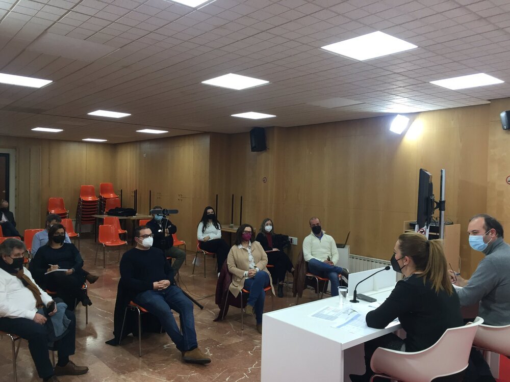 Reunión informativa del PSOE con sus alcaldes. 
