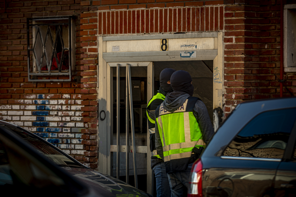 Operación antidroga en el número 8 de la Calle Duero del barrio de Las Viudas  / JONATHAN TAJES