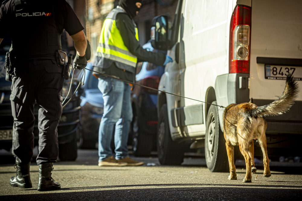 Operación antidroga en el número 8 de la Calle Duero del barrio de Las Viudas  / JONATHAN TAJES