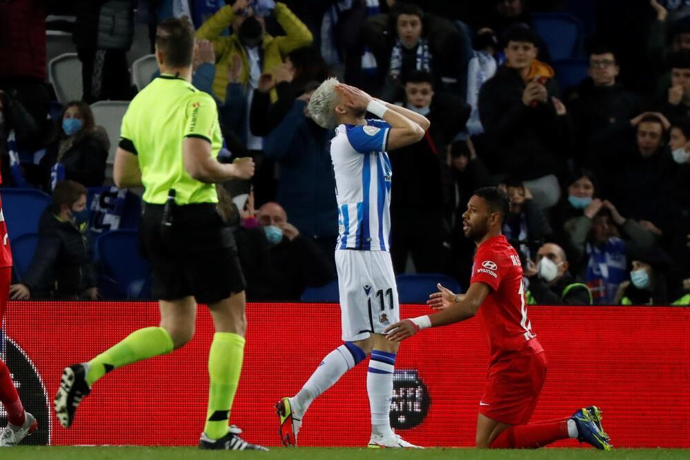 La Real apea con estruendo al Atlético