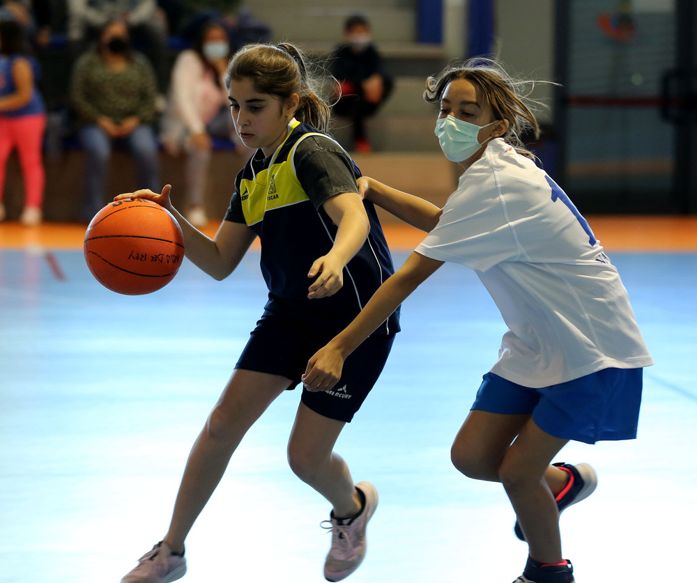 Finales de baloncesto y clausura del Campeonato Escolar.  / MONTSE.ALVAREZ