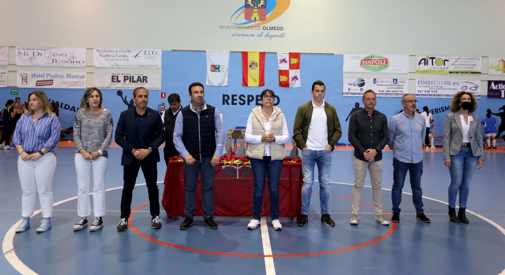 Finales de baloncesto y clausura del Campeonato Escolar.  / MONTSE.ALVAREZ