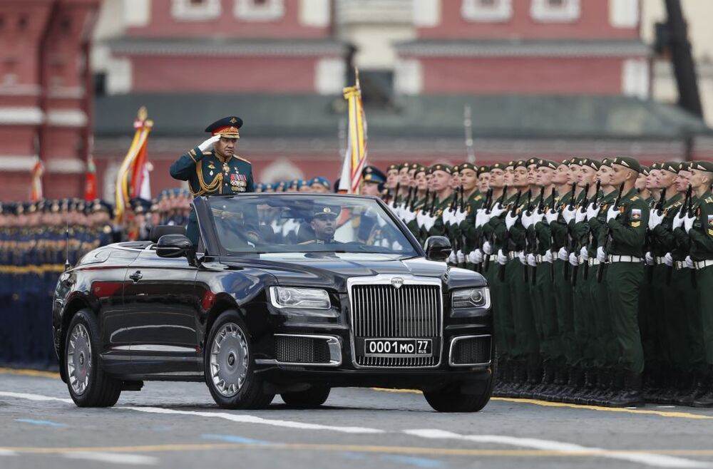 Victory Day military parade in Moscow  / YURI KOCHETKOV