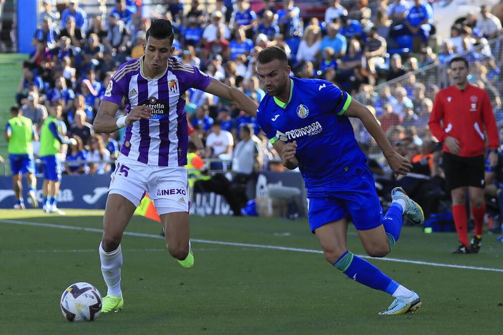 Partido disputado entre Getafe y Real Valladolid esta temporada en la Liga.  / EFE
