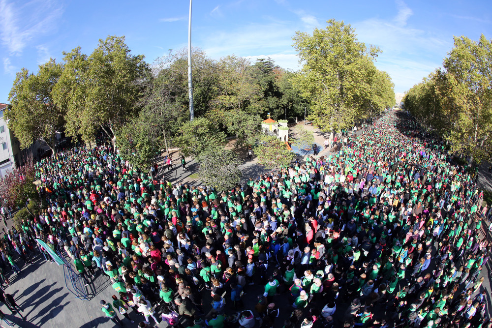 Imágenes de la XI Marcha 'Valladolid contra el cáncer'.  / RUBN CACHO ICAL