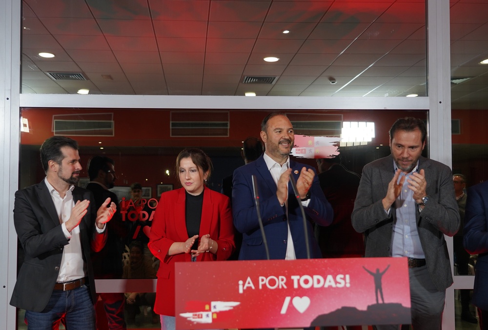 Imagen de la presentación del candidato del PSOE a la Alcaldía de Tudela de Duero.  / RUBN CACHO ICAL
