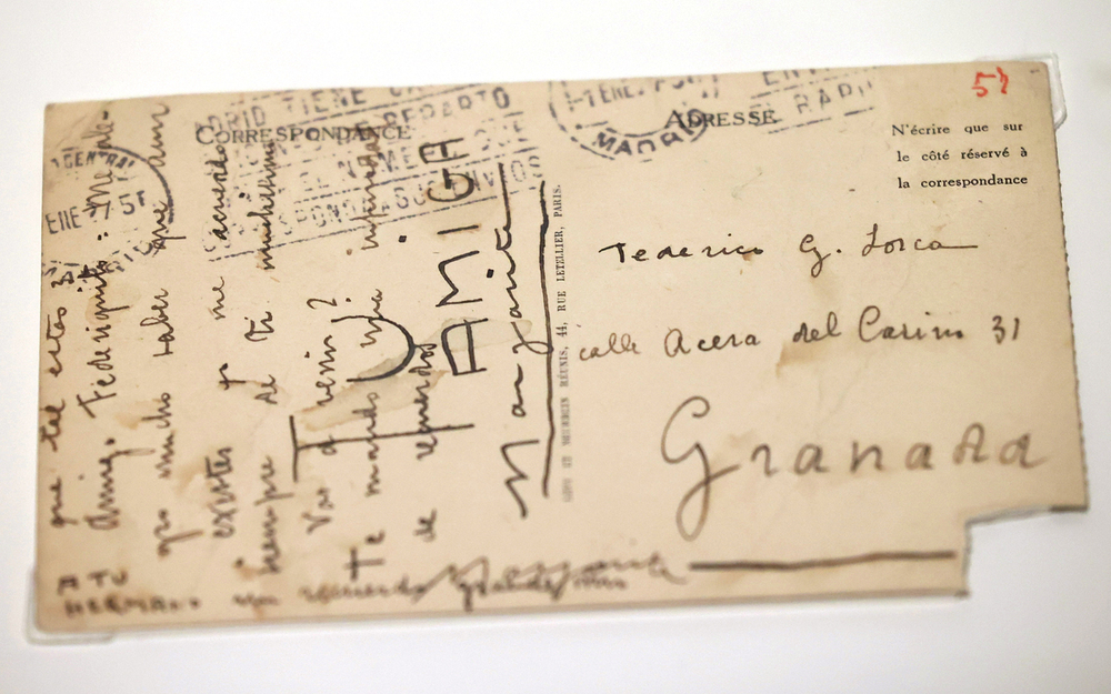 Postal enviada por Margarita Manso desde Madrid a su amigo “Federiquito” García Lorca el 1 de enero de 1927.