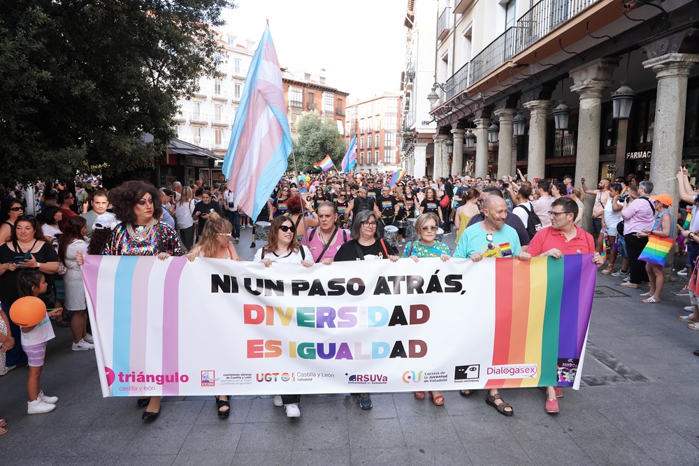 Manifestación en defensa de los derechos LGTBI+, convocada por Fundación Triángulo.  / MIRIAM CHACN ICAL