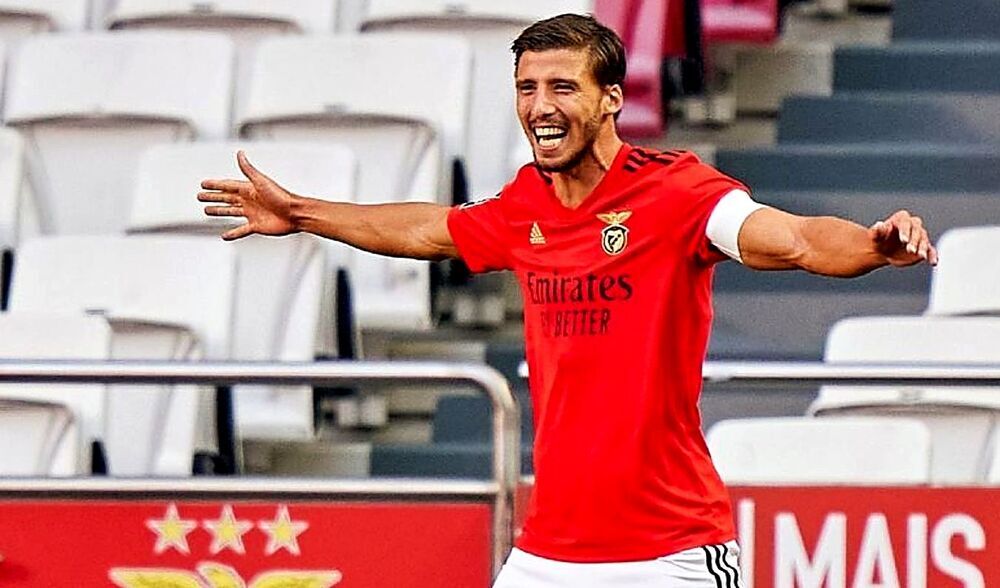 Ruben Dias fue progresando en la cantera del club luso hasta recalar en el City y dejar en las arcas lisboetas 72 ‘kilos’. 