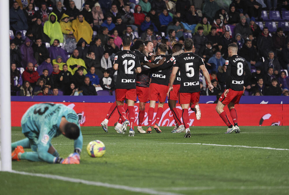 Encuentro entre el Real Valladolid y el Athletic Club de Bilbao.  / EFE