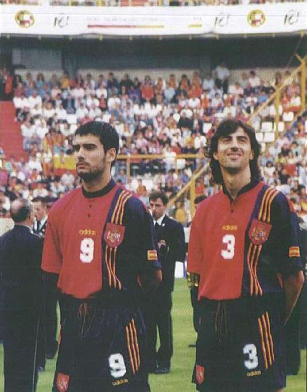 Guardiola y Amavisca, en el encuentro de la selección española en el José Zorrilla ante República Checa de 1997.