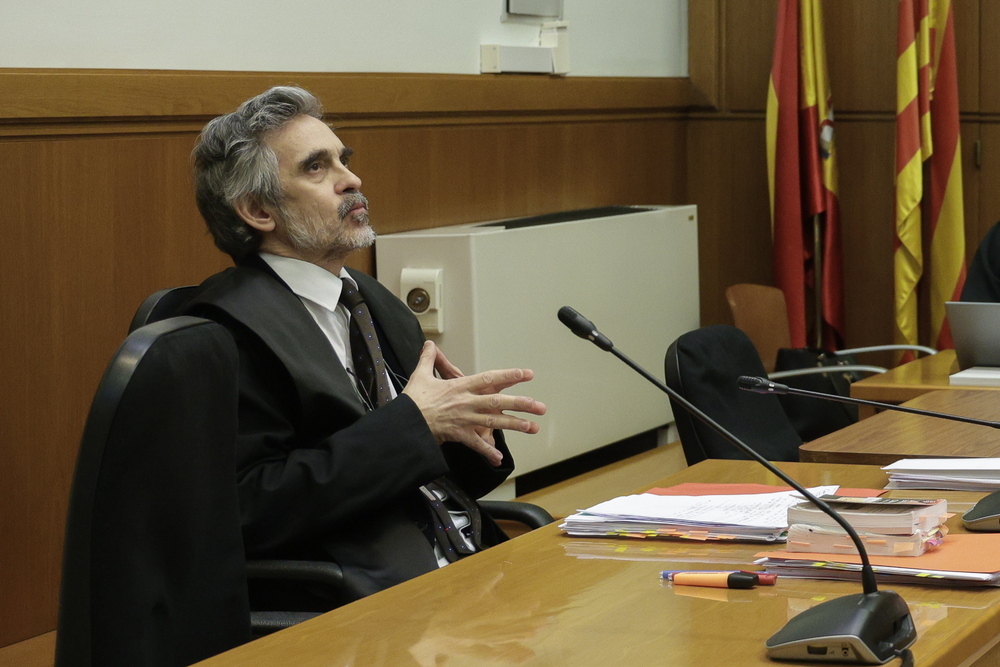 El abogado de la defensa Cristobal Martell, durante la vista del recurso del caso Dani Alves, celebrada esta mañana en la Audiencia de Barcelona