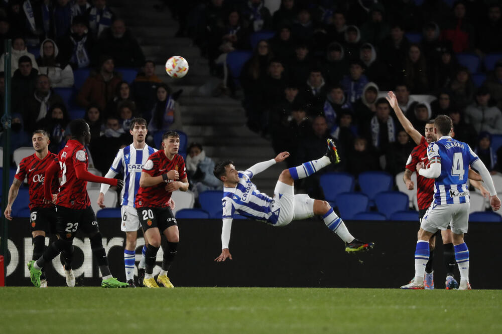 La Real Sociedad tampoco falla y llega a cuartos