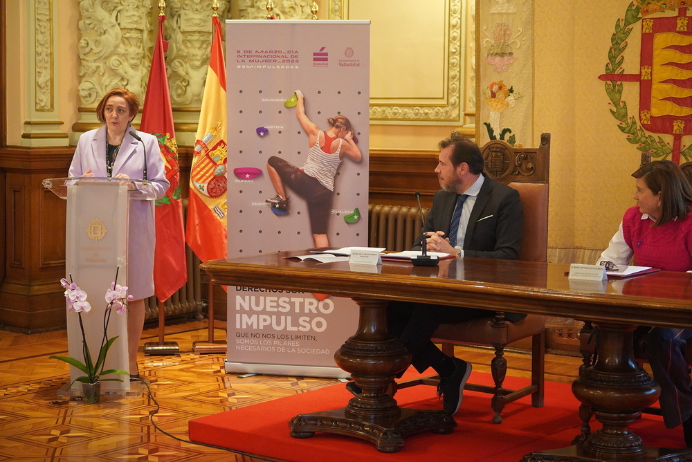 Acto institucional en el Ayuntamiento de Valladolid con motivo Día Internacional de la Mujer.