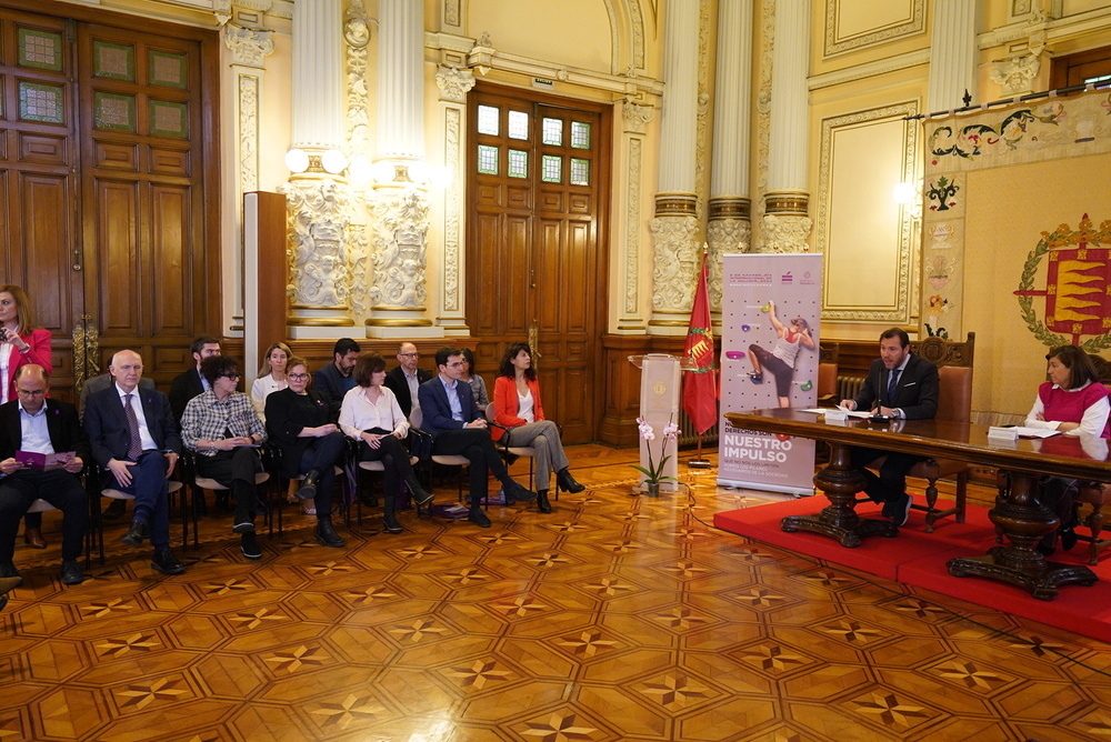 Acto institucional en el Ayuntamiento de Valladolid con motivo Día Internacional de la Mujer.
