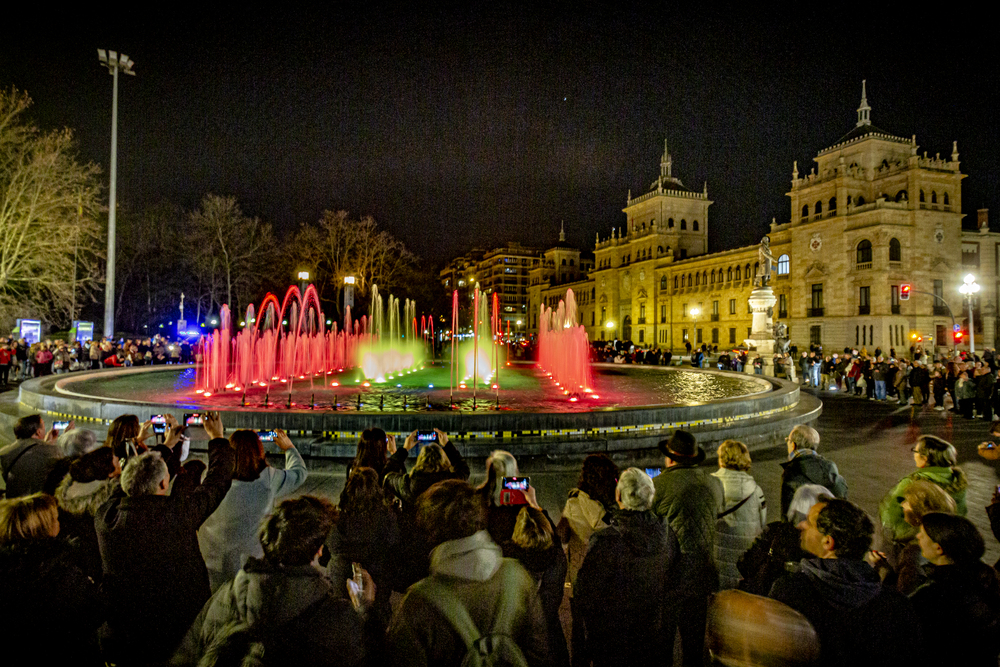 Inauguración de la remodelación de la Fuente de la Plaza Zorrilla de Valladolid  / JONATHAN TAJES