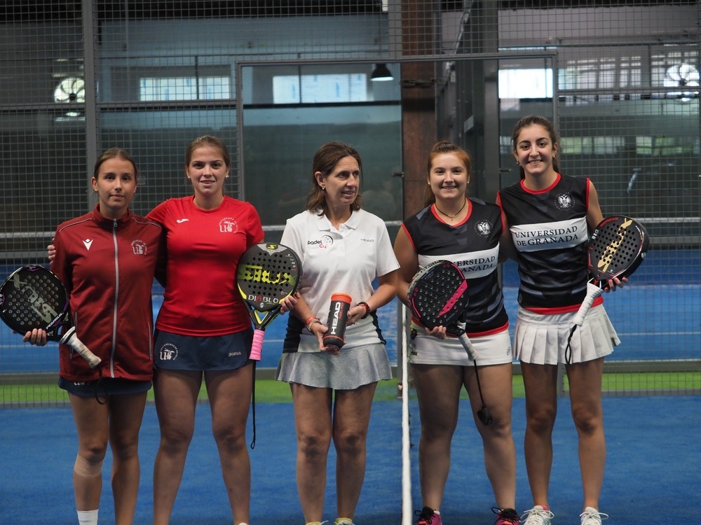 Imagen del podio del Campeonato de España de pádel universitario, celebrado en Valladolid.