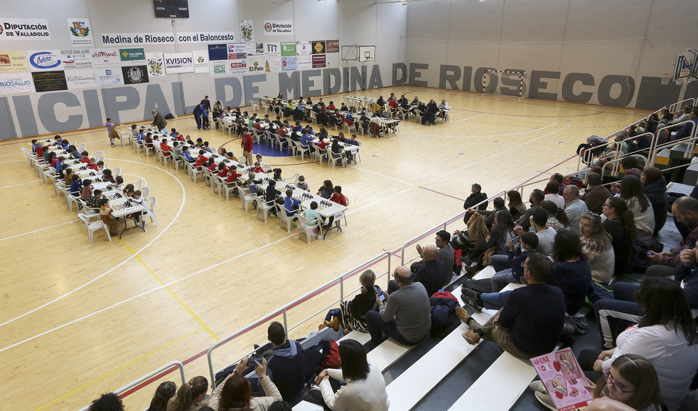 Imagen de la tercera jornada del Campeonato Escolar de Ajedrez.  / MONTSE.ALVAREZ