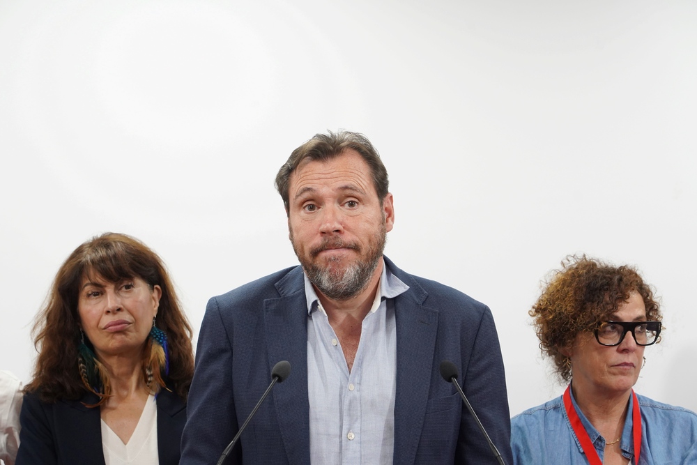 El candidato socialista a la alcaldía de Valladolid, Óscar Puente, tras el resultado electoral  / MIRIAM CHACÓN / ICAL