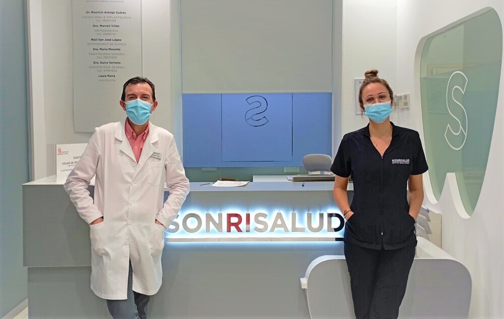 Personal de la clínica Sonrisalud de Valladolid.