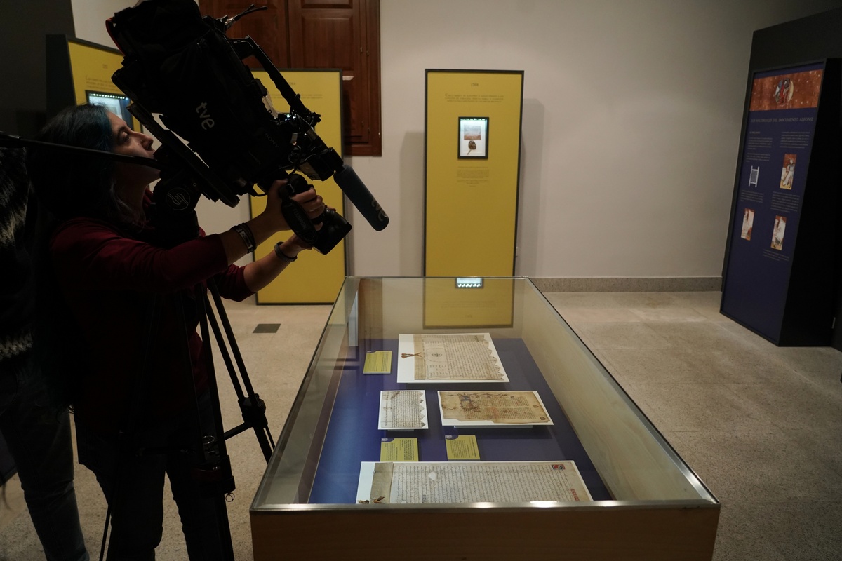 Inauguración de exposición ‘El documento medieval en la cancillería de Alfonso X’  / RUBÉN CACHO / ICAL