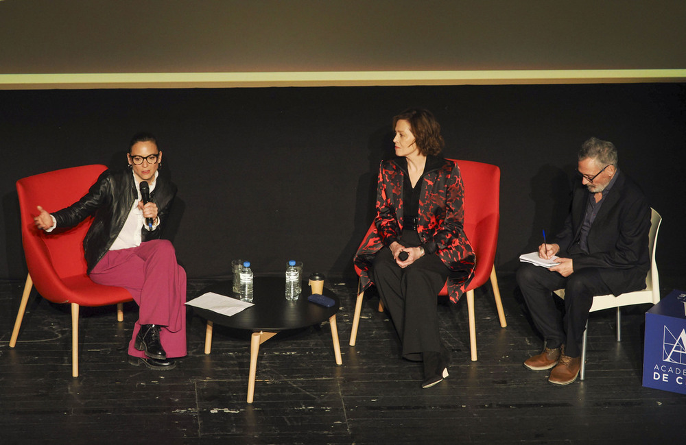 Sigourney Weaver, durante el encuentro con seguidores en el Teatro Carrión.