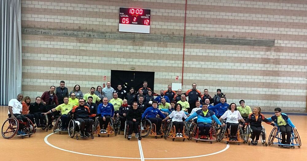El equipo de Inclusport Serban en A Coruña en la primera sede del I Torneo Elite de balonmano en silla de ruedas.