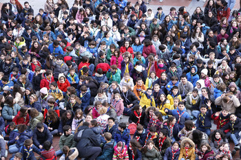 Cientos de jóvenes celebran el Día del Pensamiento Scout