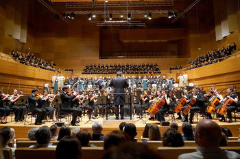Vibrante estreno en español de la Novena Sinfonía de Beethoven