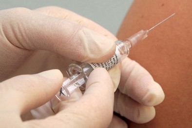 Cae 11 puntos la cobertura de vacunación frente al VPH