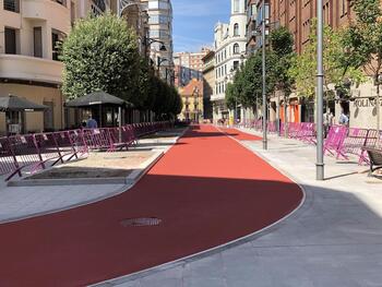 María de Molina abrirá peatonalizada en color rojo el lunes