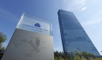 El BCE reduce su ritmo de compra de deuda