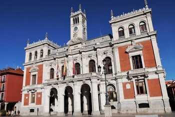Valladolid se suma al luto oficial por el 'Villa de Pitanxo'