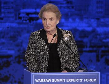 Muere Madeleine Albright, primera secretaria de Estado de EEUU