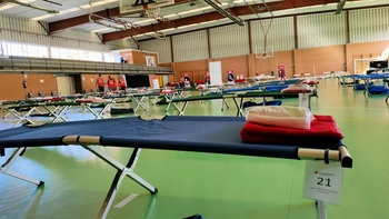Cruz Roja instala un albergue provisional en Laguna de Duero