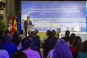 Mañueco reivindica el liderazgo de CyL en energías verdes