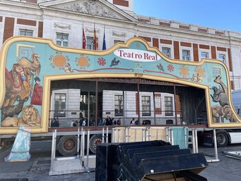 La carroza del Teatro Real llega por primera vez a Valladolid
