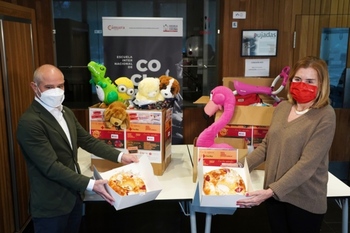 La Escuela de Cocina entrega 50 roscones a Cruz Roja